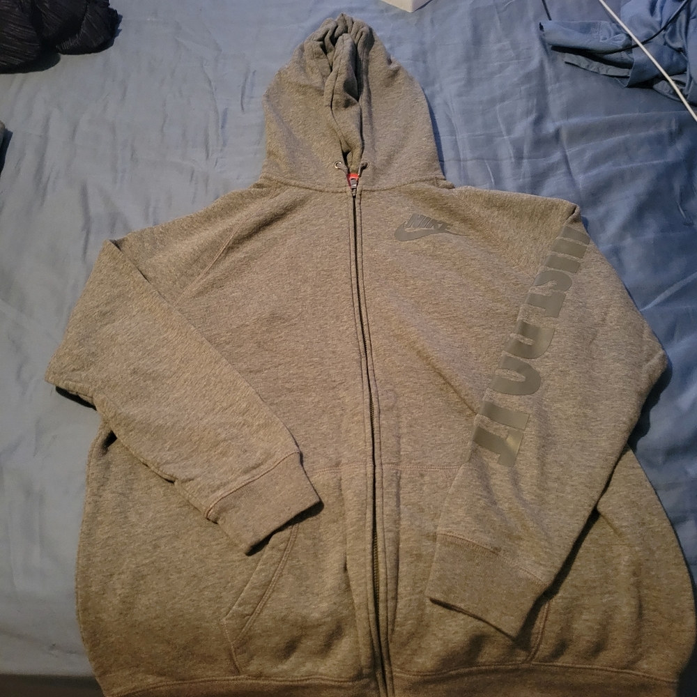 Nike sweatsuit